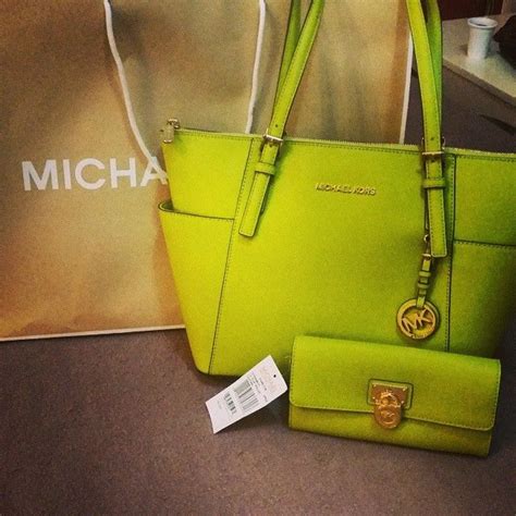 michael kors purse in store|cheap michael kors handbags 39.99.